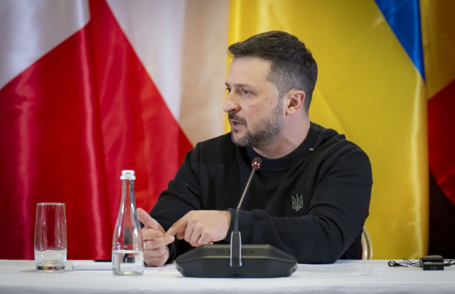 Владимир Зеленский заявил о поддержке корпусной системы управления в ВСУ, если это уменьшит бюрократию