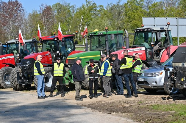 Польські фермери розпочали страйк та заблокували пункт пропуску на кордоні з Україною