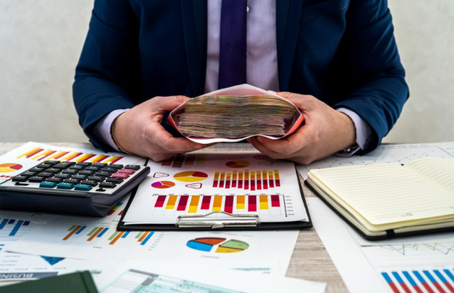 Как рассчитать проценты по просроченному денежному обязательству — разъяснение налоговой