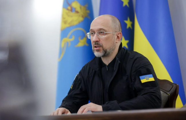 Опікуни в грудні отримають тисячу гривень на кожну дитину-сироту, — Денис Шмигаль