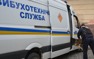 По всій Україні масово надійшли повідомлення про замінування
