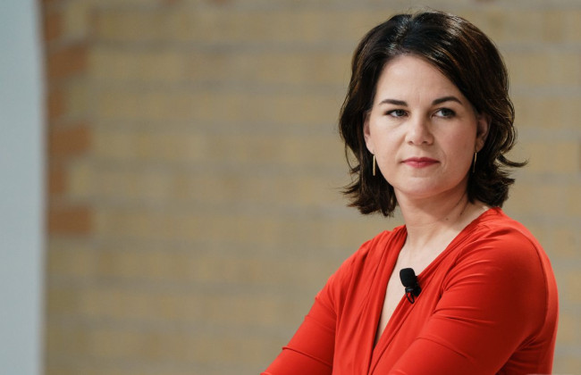 Глава немецкого МИДа Бербок не исключила ареста Нетаньяху в Германии по ордеру МУС