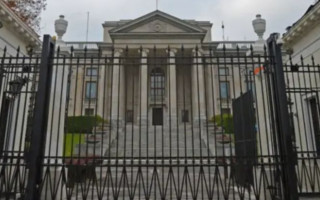 Україна попросила Польщу віддати їй консульство РФ у Познані