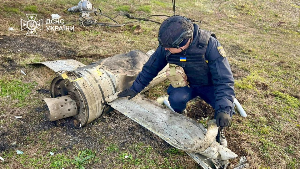 У ДСНС заявили про пошкодження у 14 регіонах внаслідок масованого удару Росії