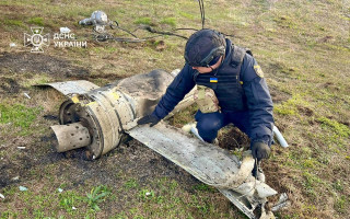 В ГСЧС заявили о повреждениях в 14 регионах в результате массированного удара России