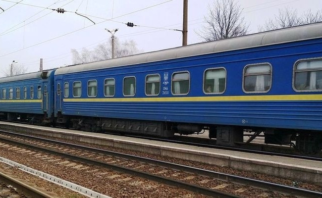 6 поездов Укрзализныци задерживаются из-за массированной ракетной атаки