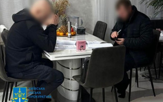 У Києві повідомлено про підозру інженеру, який незаконно бронював понад 450 працівників