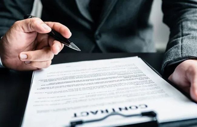 Исключает ли наличие форс-мажорных обстоятельств возможность внесения изменений в договор в связи с существенным изменением обстоятельств – постановление КХС ВС