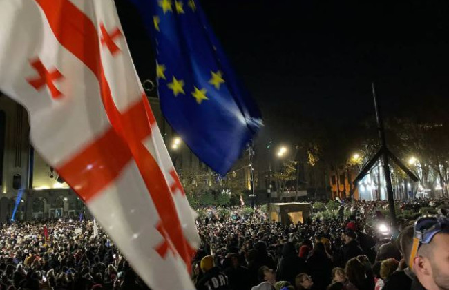 Заморожування євроінтеграції в Грузії — представники Конституційного суду країни закликають переглянути рішення