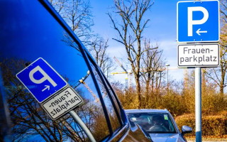У шахраїв  нова схема – фейкові QR-коди для сплати за паркування