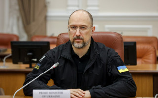 Денис Шмигаль розповів, чи можливе часткове відкриття авіапростору над Україною