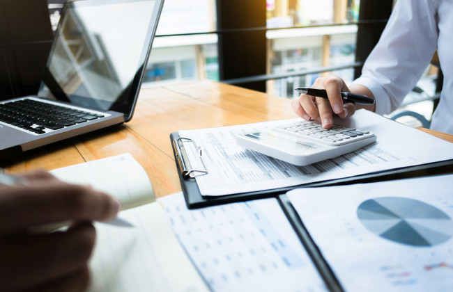 Если не обновить данные в банке, счет может быть заблокирован — что нужно знать