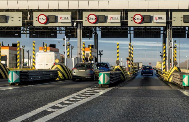 Кабмин готовит законопроект о введении платных дорог, это требование ЕС