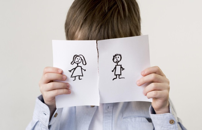 В Николаеве суд лишил родительских прав двух женщин, которые не воспитывали своих детей