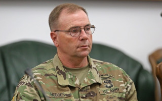 Призывной возраст нужно снижать до 18-19, — генерал США Бен Годжес призвал активнее привлекать в армию молодежь, женщин и украинцев из-за границы