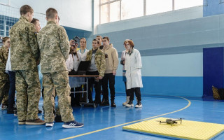 Початкову загальновійськову підготовку будуть проходити громадяни, незалежно від статі, які здобувають профільну середню освіту – Кабмін затвердив порядок