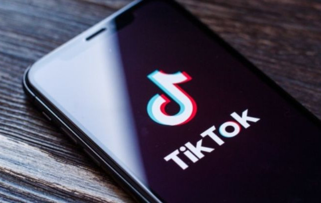 Евросоюз направил TikTok срочный запрос из-за влияния на выборы в Румынии