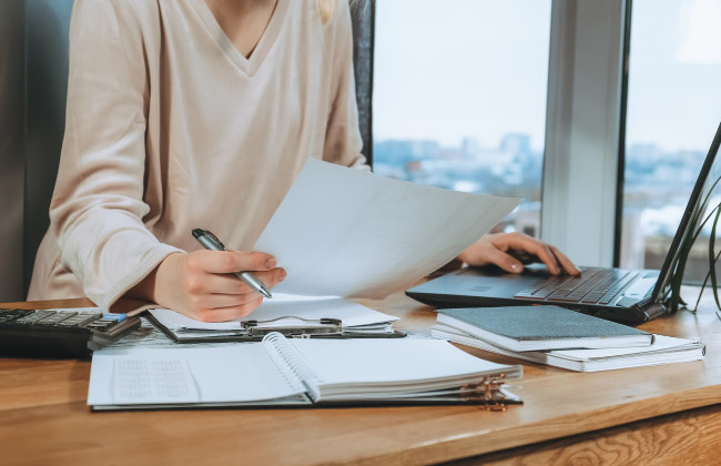 В каких случаях налоговая декларация в е-форме не принимается