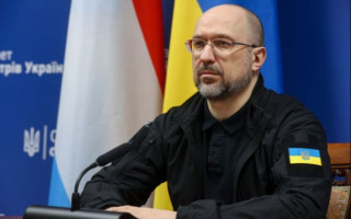 Шмыгаль сообщил, когда Украина получит первый транш за счет замороженных активов РФ