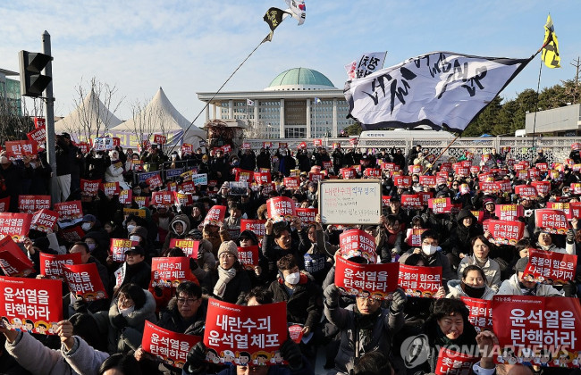 Парламент Південної Кореї не зміг набрати потрібної кількості голосів для імпічменту президенту, – Yonhap
