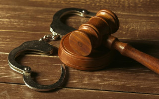 На Житомирщині засудили чоловіка, який вбив матір і навіть не пам'ятає за що