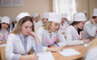Медицинские университеты могут расформировать в обычные вузы