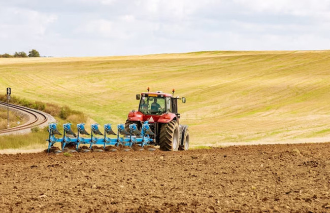 Безопасность труда во время полевых работ — Гоструда объясняет, на что нужно обращать внимание