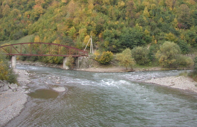 Кабмин согласовал строительство моста через реку Тису на границе с Румынией