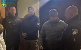 На Закарпатье мужчина за 8 тысяч долларов пытался переправить военнообязанного в Румынию