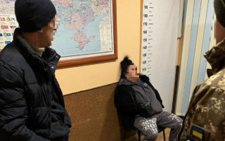 Шлюб за 2000 доларів заради виїзду за кордон — прикордонники викрили псевдоподружжя