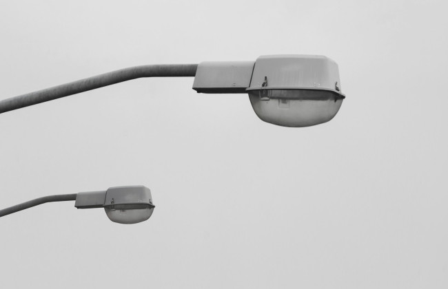 В Харькове уличное освещение с 14 декабря будет работать каждый день и в утренние часы