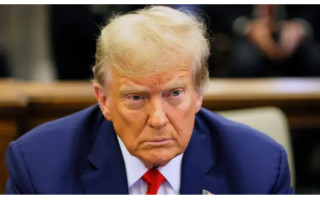 Трамп закликав збивати помічені над США загадкові безпілотники