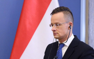 Глава МЗС Угорщини Сійярто стверджує, що Україна відмовила в розмові Орбана з Зеленським