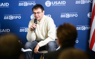 Даниил Гетманцев опроверг возврат пошлины и НДС на ввоз электрокаров из-за границы
