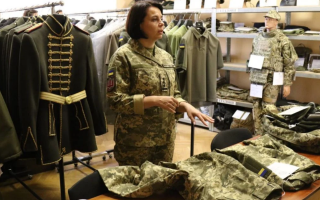 В Армія+ Минобороны запустило опрос о женской и мужской формах