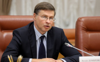 Єврокомісар пропонує конфіскувати заморожені російські активи для компенсації Україні