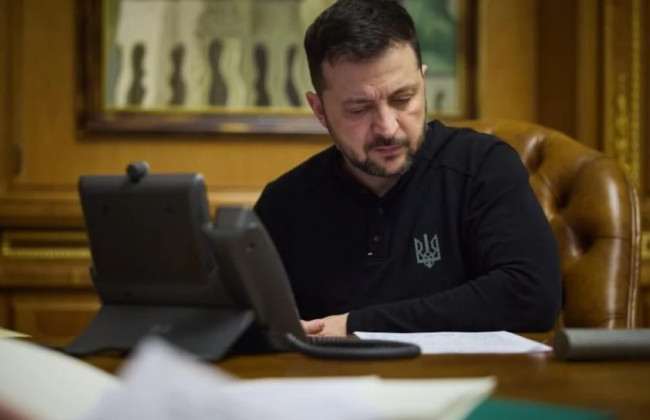 Президент Украины назначил новых послов в шести странах