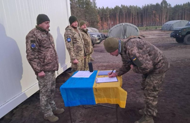 Посол сообщил, сколько заявлений уже подали в Украинский легион в Польше