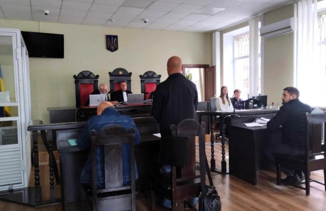 У Вінниці суд збільшив термін ув’язнення  чоловіку, який поширював символіку комуністичного режиму