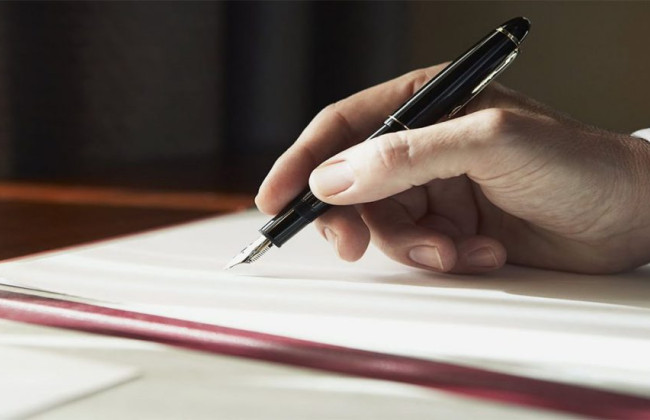 Обязательно ли заключать письменный трудовой договор при упрощенном режиме во время военного положения – объяснение