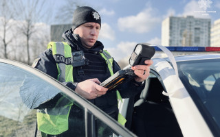 У поліції Києва нагадали без чого не можна сідати за кермо водію, бо інакше – штраф