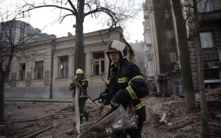 В Печерском районе ликвидирован пожар в админздании – фото последствий