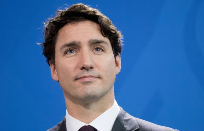 Большая часть членов фракции Джастина Трюдо призывают его уйти в отставку