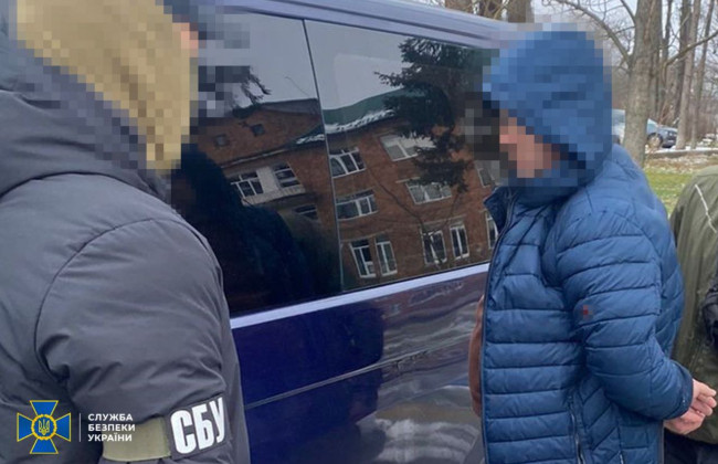 На Буковине бывший врач изготовил фиктивную инвалидность для 60 военнообязанных — СБУ