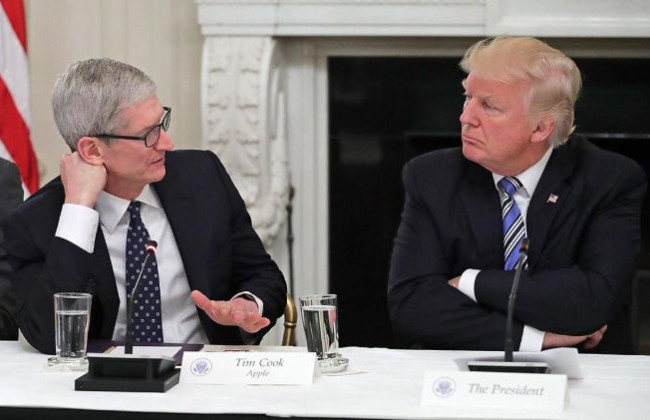 Гендиректор Apple Тим Кук пожертвует $1 млн на инаугурацию Дональда Трампа