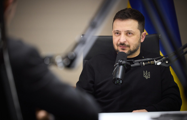 Президент Зеленский просил США запугать Путина перед полномасштабным вторжением