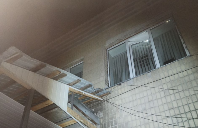 Помещение суда в Черниговской области подверглось повреждениям в результате вражеской атаки