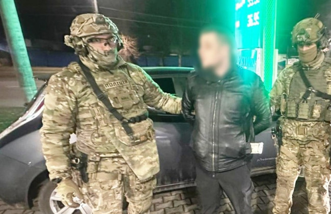 У Вінниці затримали посадовця ТЦК, який допомагав ухилятися від мобілізації за хабарі