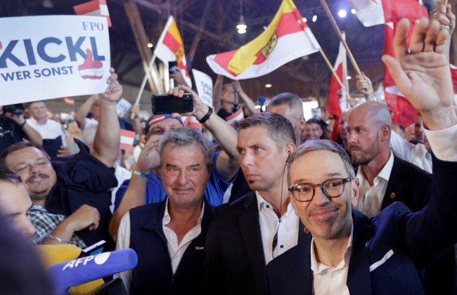 Президент Австрии поручил сформировать правительство лидеру пророссийской Партии свободы