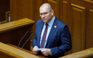Суд оставил народного депутата Шевченко, подозреваемого в госизмене, под стражей